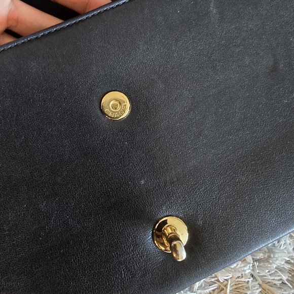 GAURENTEED AUTHENTIC CHANEL SHEEPSKIN QUILTED VINTAGE MADEMOISELLE FLAP BAG - Picture 14 of 14